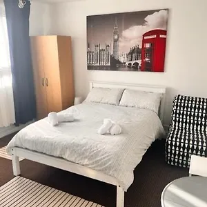 Privatunterkunft Beautiful Close To Brick Lane